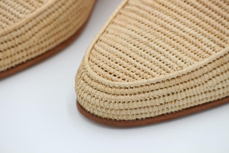 Handcrafted raffia shoes for men – lightweight eco-friendly summer loafers in natural woven design