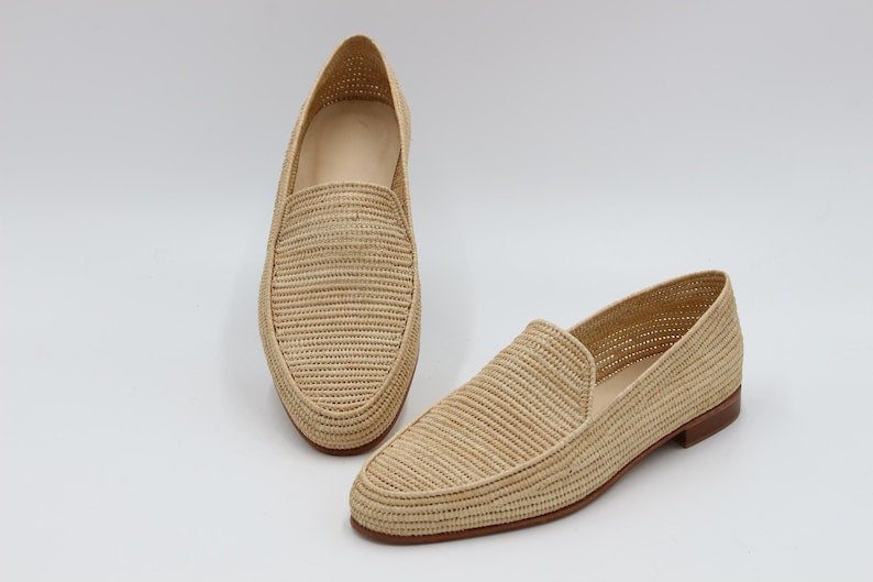 Handcrafted raffia shoes for men – lightweight eco-friendly summer loafers in natural woven design