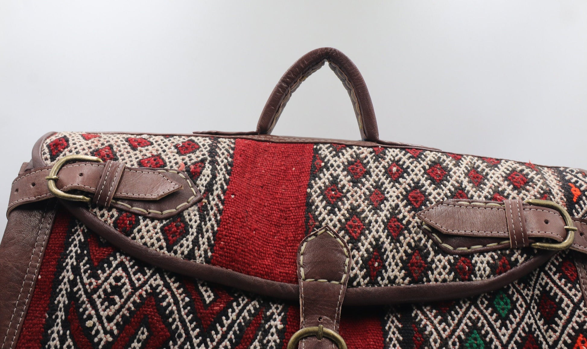 Kilim Travel Bag, Leather Kilim duffle Bag, Moroccan Kilim duffle travel bag, Duffle Bag, Leather duffle bag, Unisex Kilim Weekender Bag