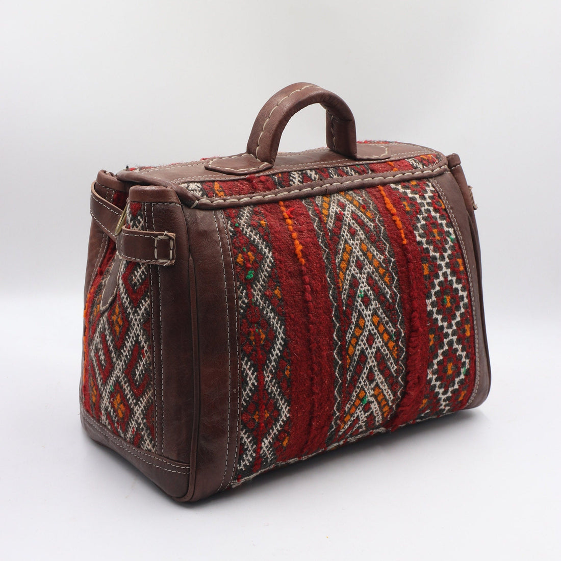 Kilim travel bag, kilim Duffle Bag, Moroccan Leather Kilim duffel Bag, Leather duffle bag, Unisex Kilim Weekender Bag, hipster travel bag