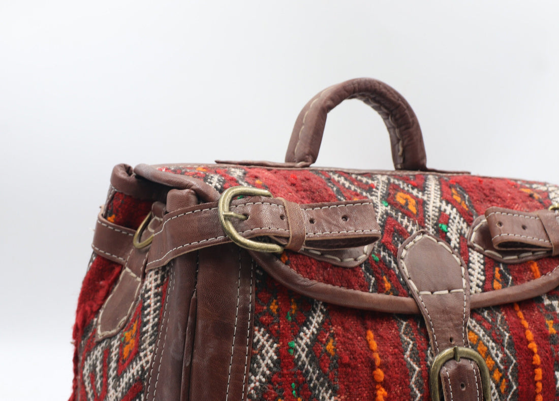 Kilim travel bag, kilim Duffle Bag, Moroccan Leather Kilim duffel Bag, Leather duffle bag, Unisex Kilim Weekender Bag, hipster travel bag