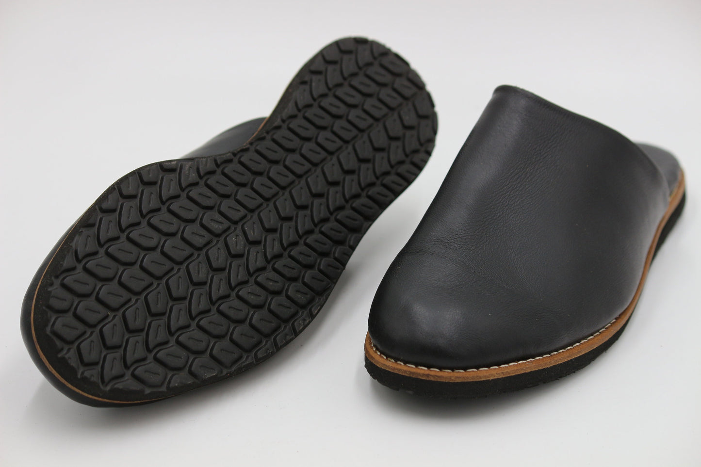 Moroccan leather babouche for men, Men handmade leather slippers, Brown leather Babouche men, Men Leather Clog, Black Leather slippers Men