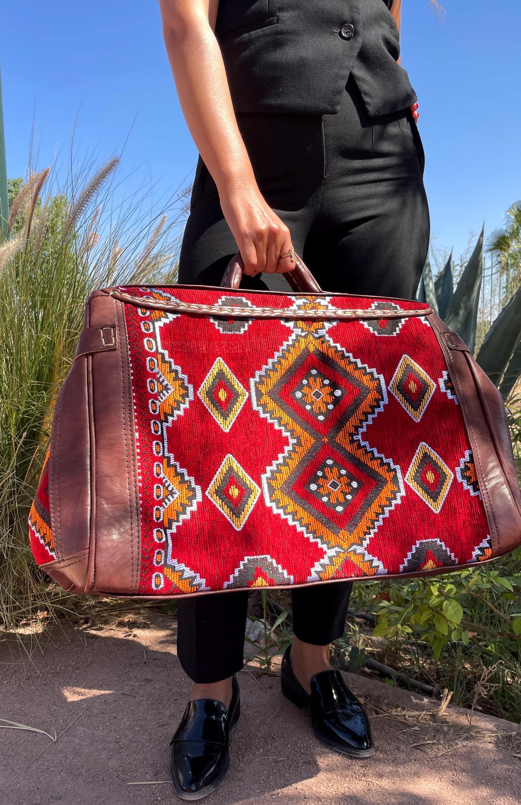 Moroccan Leather Kilim duffle Bag, Black Kilim duffle travel bag, Leather duffle bag, Unisex Kilim Weekender Bag, hipster duffle travel bag