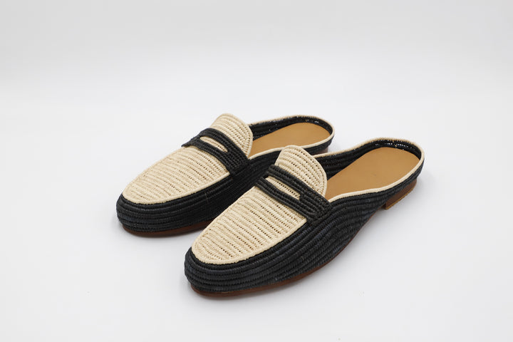 Handwoven raffia mules for men in natural fibers, lightweight summer footwear